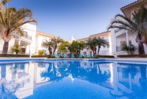  Apartamentos Marina Turquesa  Нерха